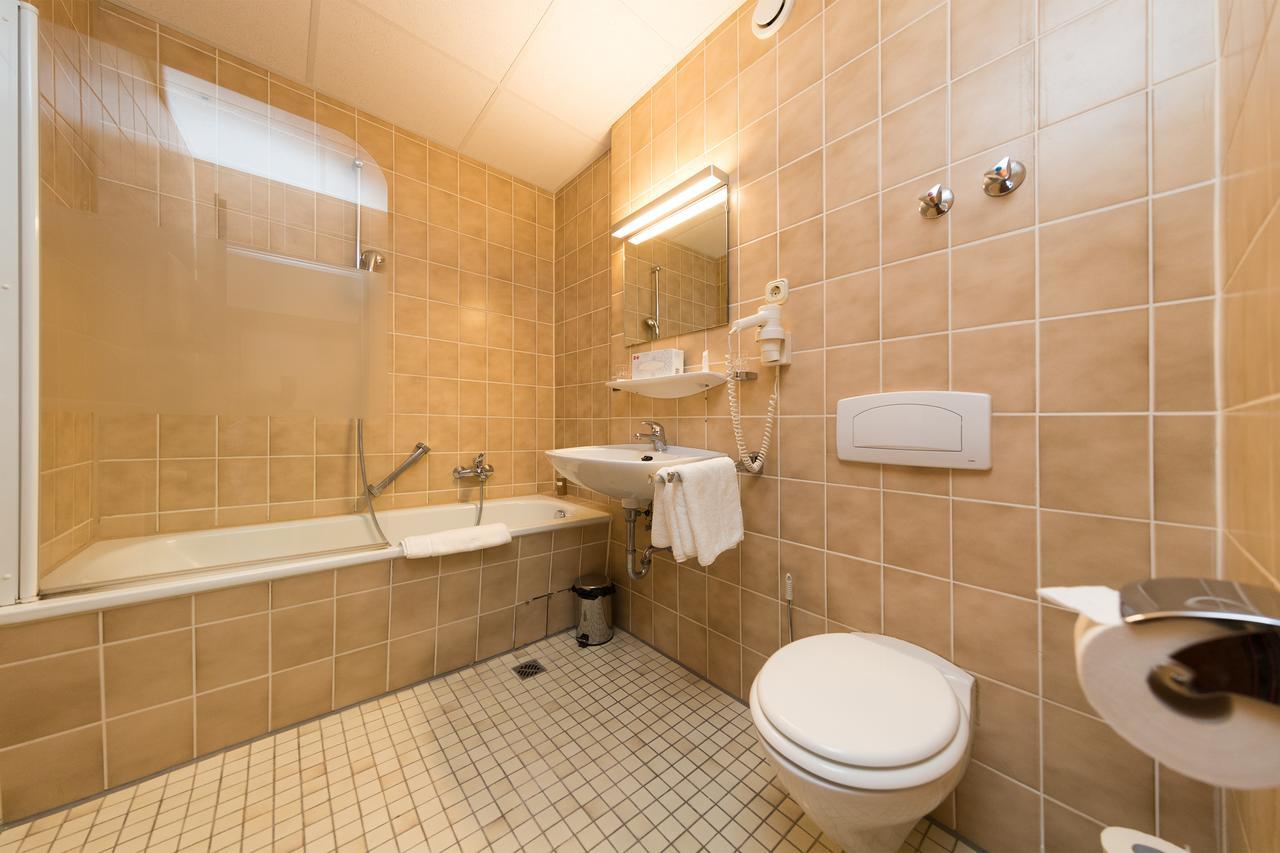 Cityhotel Ульцинь Екстер'єр фото