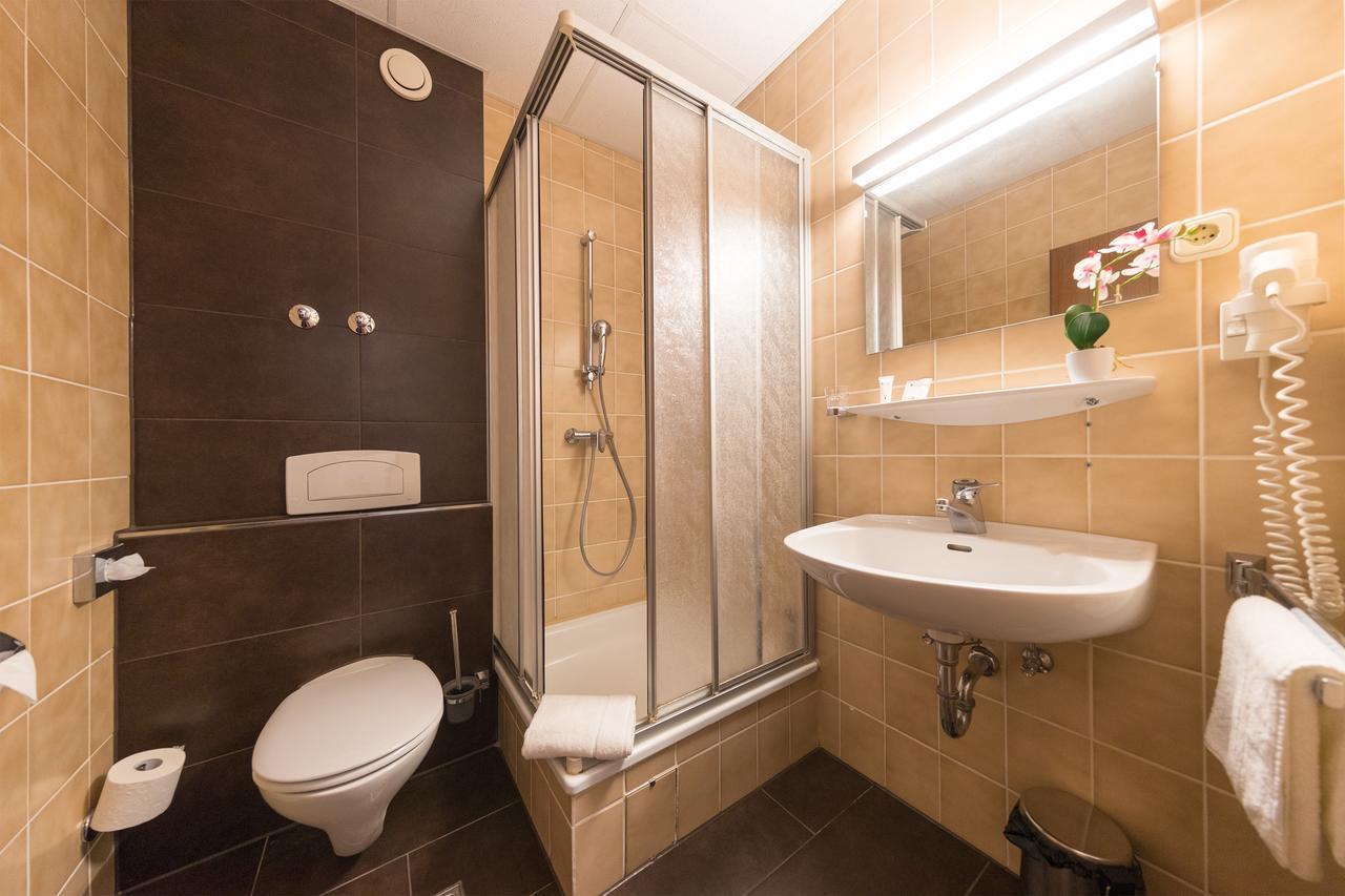 Cityhotel Ульцинь Номер фото